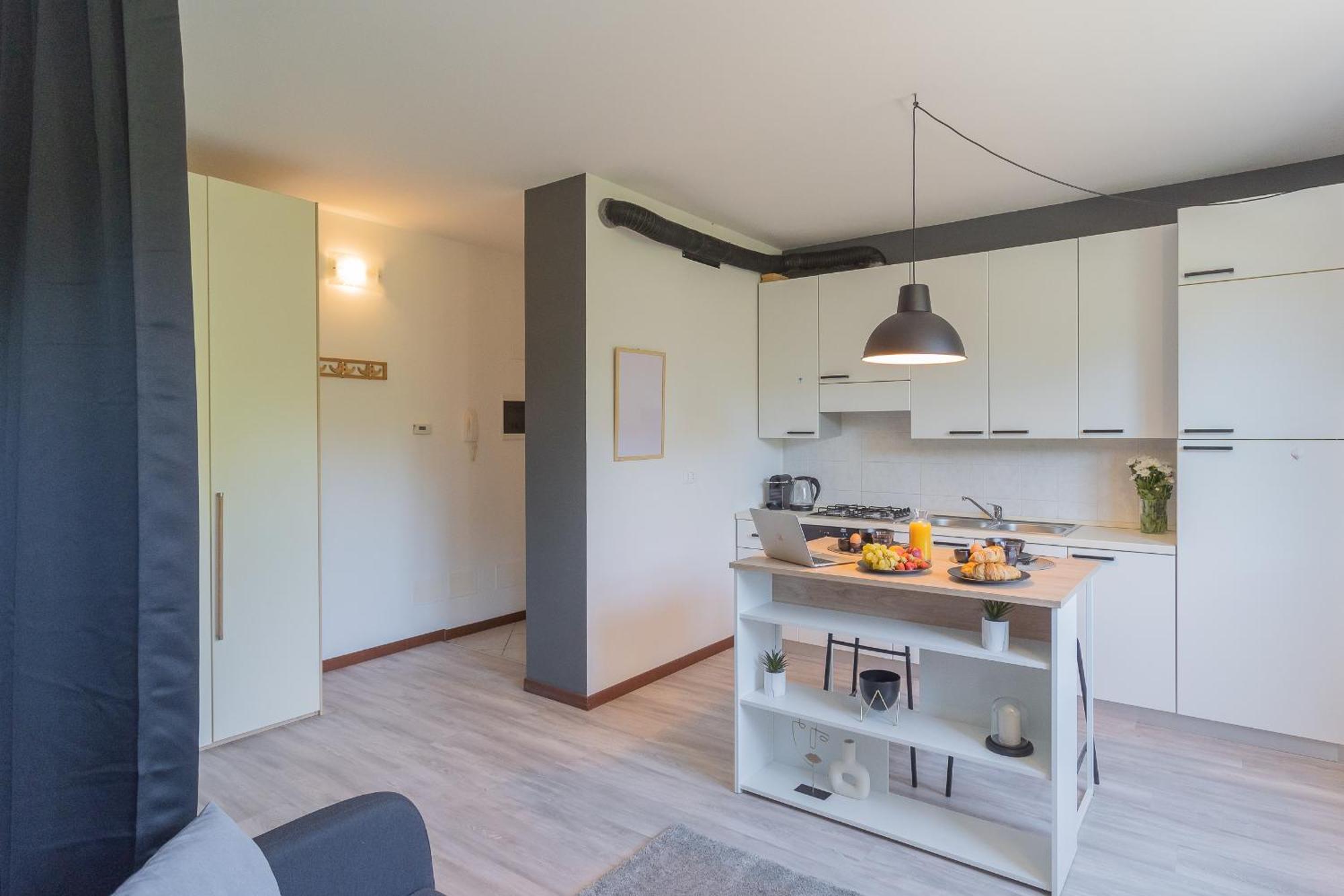 Black Loft Como By Rent All Como Exteriér fotografie