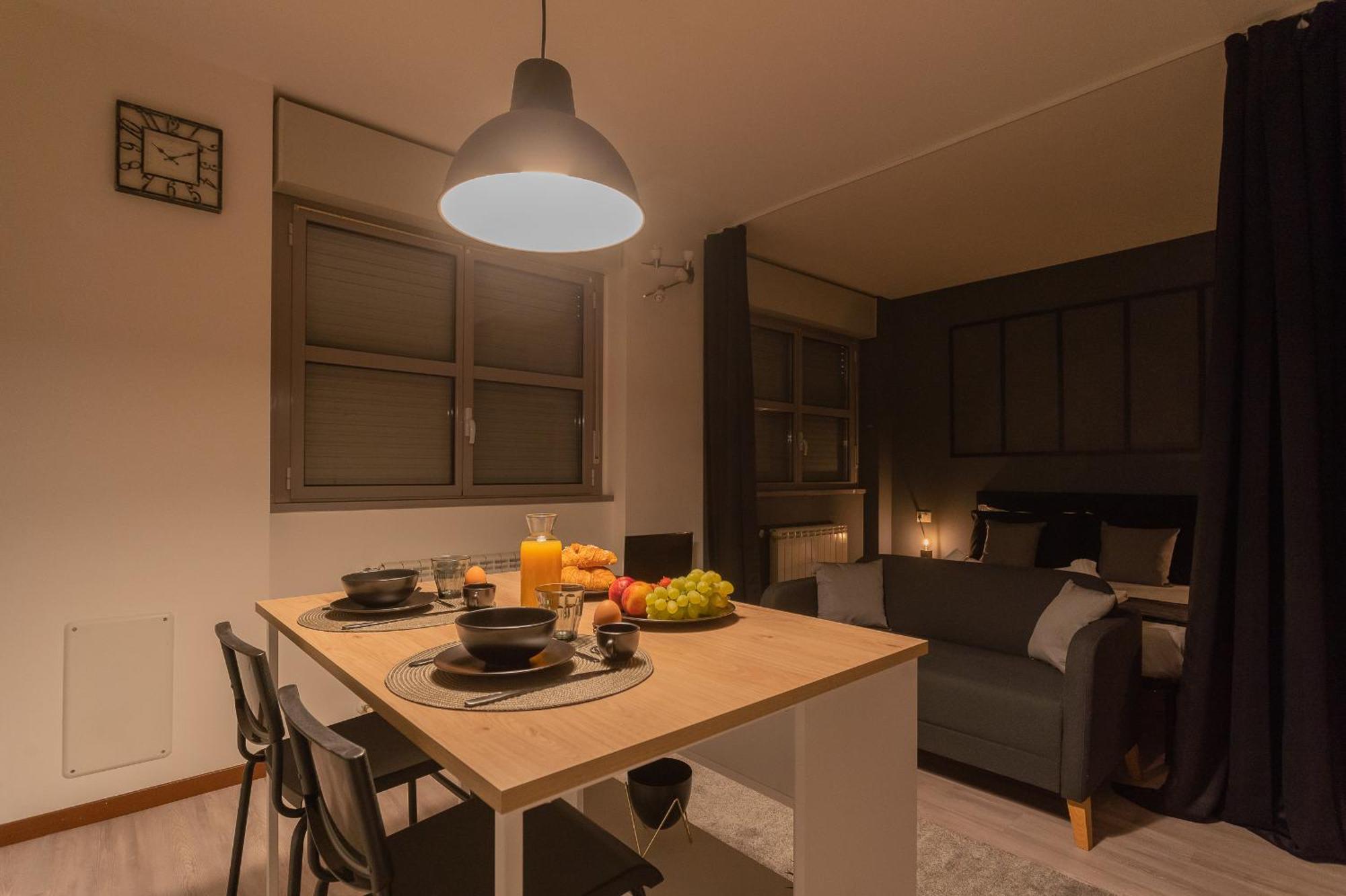 Apartmán Black Loft Como By Rent All Como Exteriér fotografie