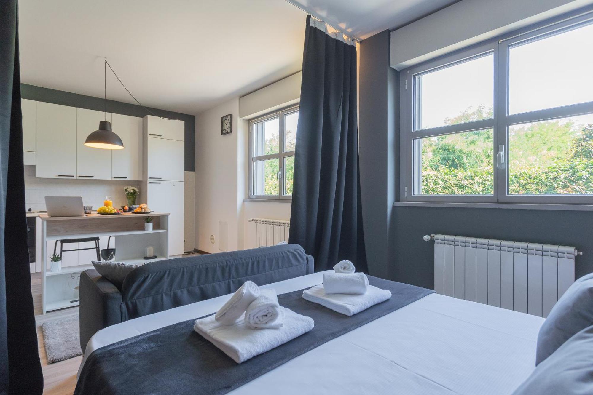 Black Loft Como By Rent All Como Exteriér fotografie